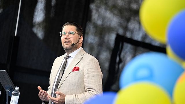Sverigedemokraternas partiledare Jimmie Åkesson håller vårtal på Långholmen i Stockholm. Foto: Pontus Lundahl / TT 