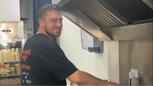 Christian Pikulak, 30, dödades i ett brutalt rånmord i Torrevieja, Spanien. Foto: Facebook/Privat