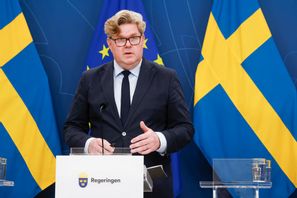 Justitieminister Gunnar Strömmer (M) satsar på nya fängelseplatser. Foto: Cornelia Nordström/TT