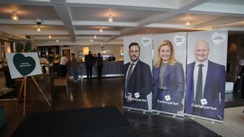 Tre kandidater vill bli partiledare. Demiroks bägge domar kan kosta honom partiledarskapet. Foto: Adam Ihse/TT