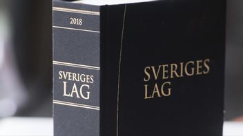 En polisanställd man har dömts för 25 bidragsbrott. Arkivbild. Foto: FREDRIK SANDBERG/TT