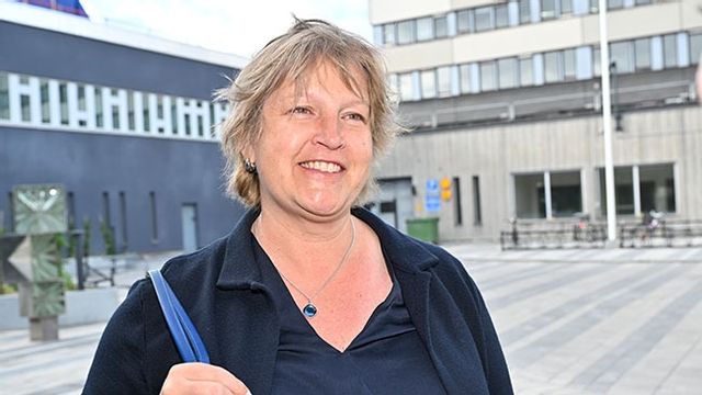 Karin Karlsbro (L). Bild: Jonas Ekströmer/TT