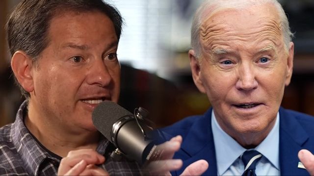 Journalisten Mark Halperin sågar media för mörkläggning. Foto: AP/Tucker Carlson