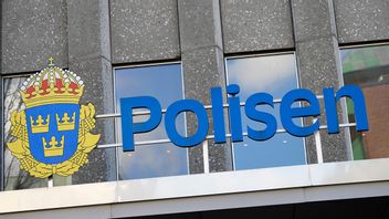 En man påträffades under natten livlös i polisens arrest. Mannen avled senare på sjukhus. Foto: Henrik Montgomery/TT