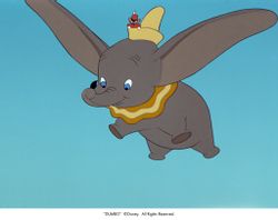 ”Dumbo” från 1941 är en av de filmer som har försetts med en varning – som nu förändras. Arkivbild. Foto: Disney