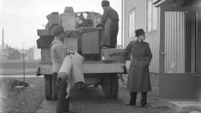 Flyttlasspolitiken innebar att folk också flyttade sin politiska hemvist. Det upprepas i vår tid. Flyttlass i Gävle 1939 Foto: Carl Larssons fotografiska atelier AB, Gävleborgs museum