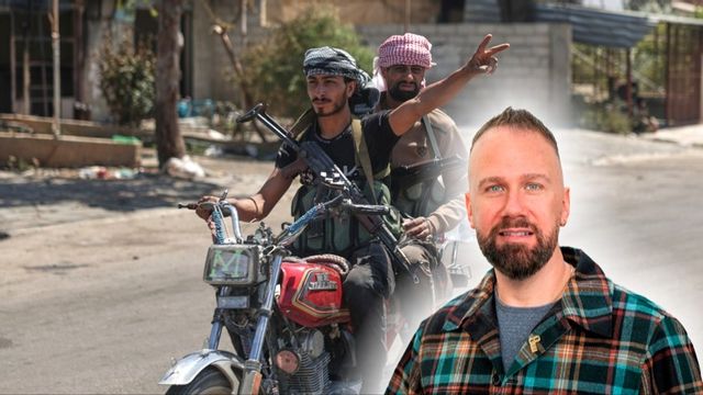 Från häst och svärd till motorcykel och kulspruta. Foto: Ghaith Alsayed / TT