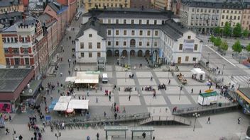 Ryssgården vid Slussen, som Moderaterna vill döpa om till Kyjivgården. Foto: Jordgubbe, CC BY-SA 2.0, via Wikimedia Commons.
