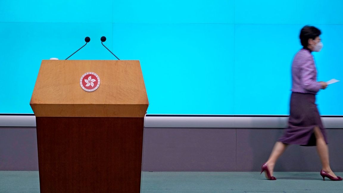 Hongkongs ledare Carrie Lam lämnar sin post efter fem år. Foto: Vincent Yu/AP/TT