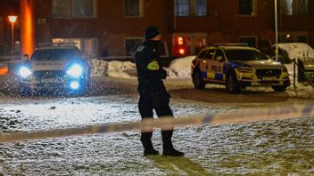 Polisundersökning efter skottlossning i Södertälje i vintras. Snart dramatiserad i ny svensk film? Foto: Magnus Lejhall/TT