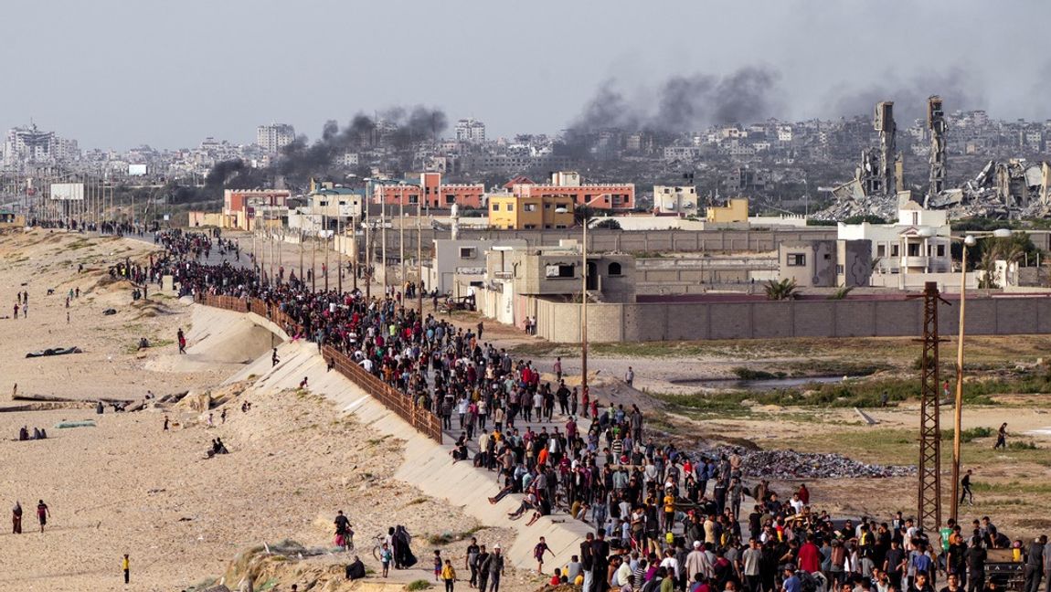 För svensk del borde regeringen korrigera misstaget att erkänna Palestina. Foto: Abdel Kareem Hana/AP/TT