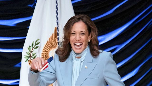 Kamala Harris är i ett tight race mot Donald Trump. Foto: AP