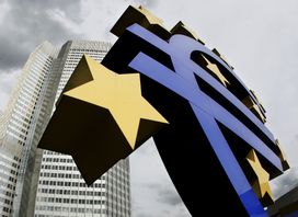 Eurostat presenterar nya inflationsberäkningar för eurozonen i december. Arkivbild Michael Probst AP/TT