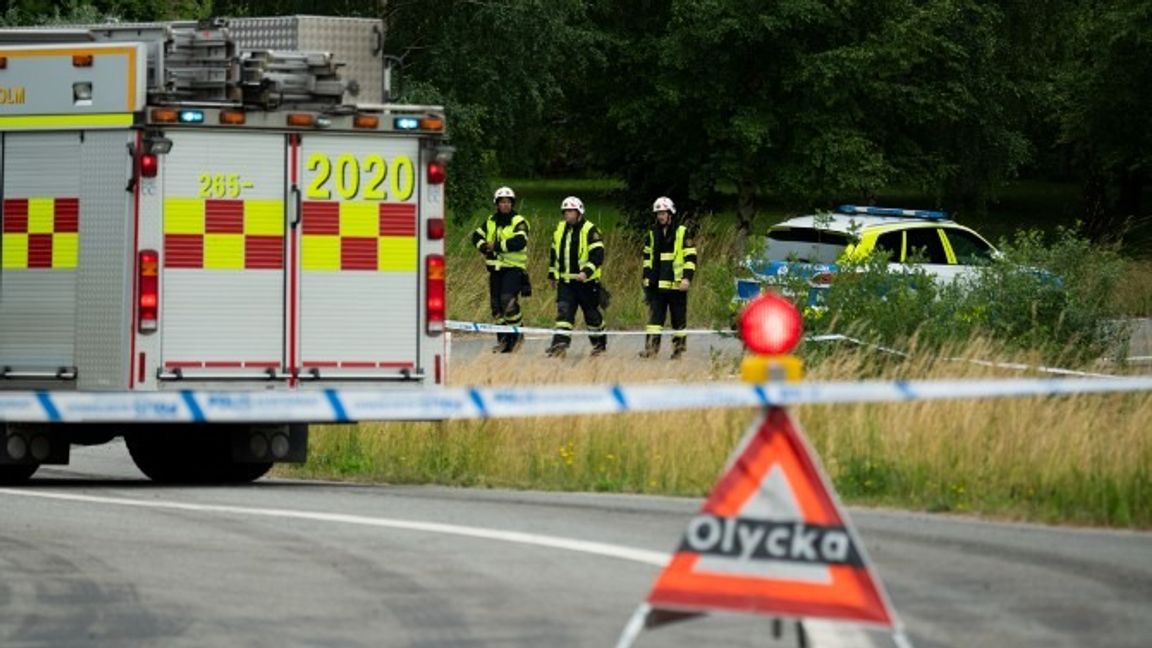 Området längs med spåret spärrades av när polisen kom till platsen. Foto: Rickard Nilsson/TT.