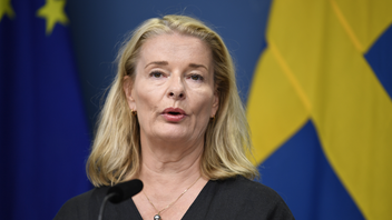 Skolminister Lotta Edholm (L) på en pressträff. Foto: Oscar Olsson/TT