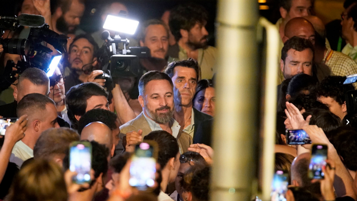 Santiago Abascal, ledare för ytterhögerpartiet Vox som backade rejält i det spanska valet. Foto: Andrea Comas/AP/TT