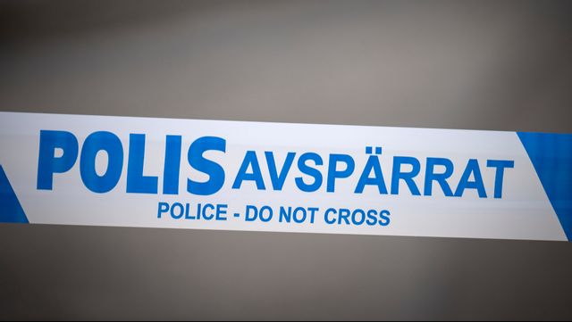 En avspärrning upprättas runt ett misstänkt föremål i ett villaområde i Perstorp. Arkivbild. Foto: Johan Nilsson/TT