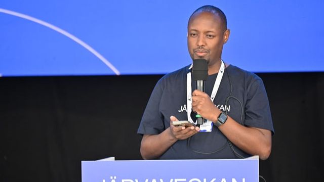 Ahmed Abdirahman, vd och grundare av Stiftelsen Järvaveckan. Foto: Henrik Montgomery/TT.