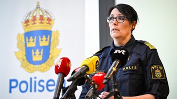 Polisområdeschefen i Malmö Petra Stenkula uttalar sig kring nattens händelser i Malmö. Foto: Johan Nilsson/TT