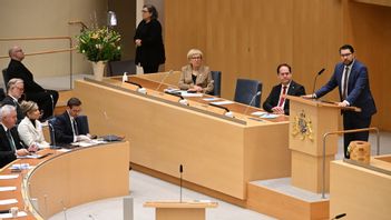 Magdalena Andersson fick kritik för hur hon beter sig i kammaren. Foto: Fredrik Sandberg/TT