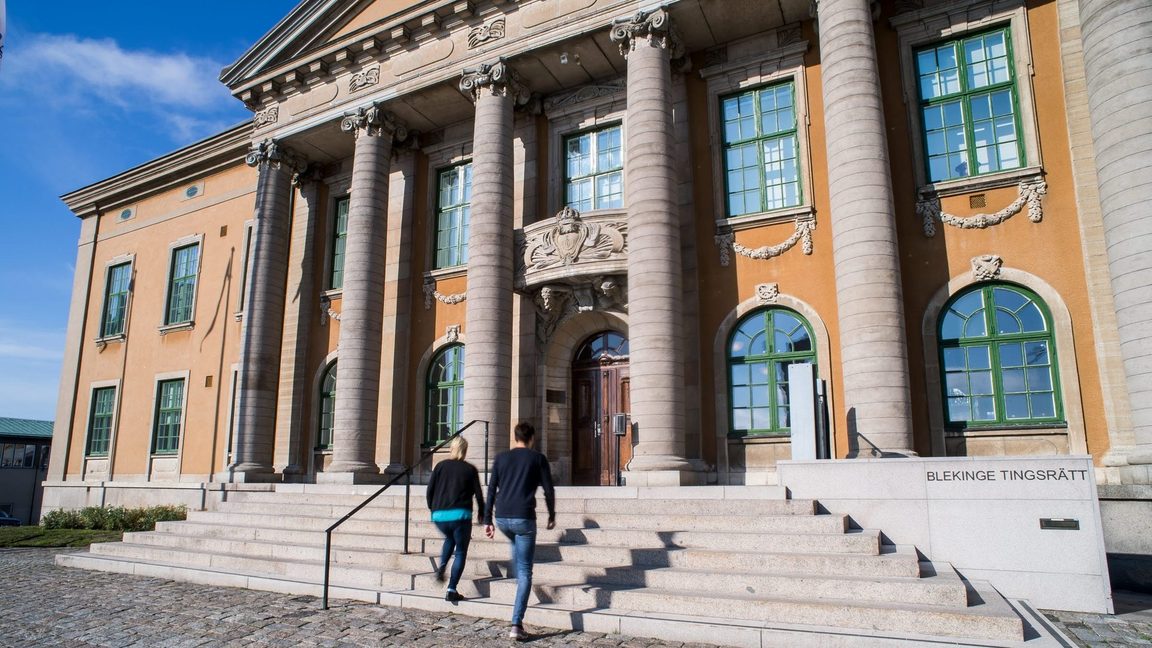 Bild på Blekinge tingsrätt. Nina Hamilton kräver att rimligt tvivel alltid ska väga tyngre än statistiken över fällande domar. Foto: Magnus Lejhall