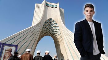 Azaditornet / Frihetstornet i Teheran – kommer det snart att göra skäl för sitt namn? Photo credit: Vahid Salemi / AP / TT