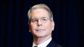 Scott Bessent anses som en av USA:s mest inflytelserika finansministrar någonsin. Han har stöd både inom finanssektorn och i MAGA-rörelsen, och har en nära relation med Steve Bannon. Foto: AP