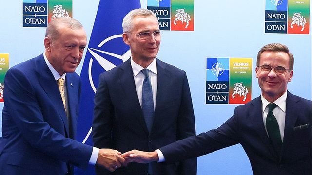 Recep Tayyip Erdogan och Ulf Kristersson vid mötet i Vilnius Foto: Yves Herman/AP/TT