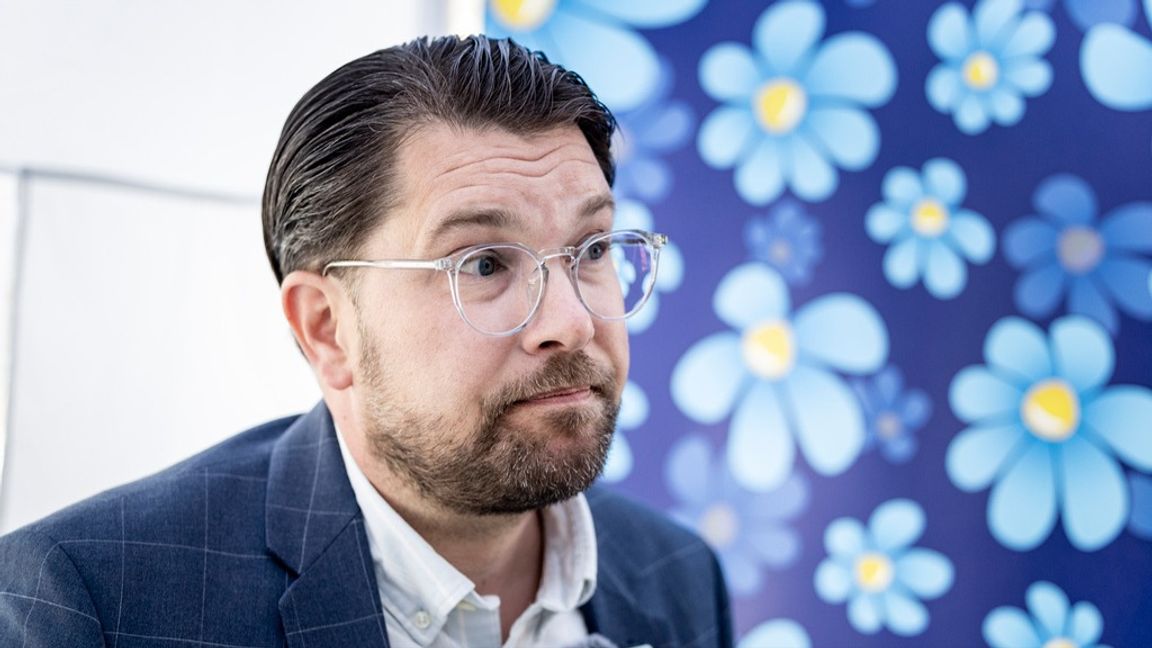 Sverigedemokraternas partiledare Jimmie Åkesson drar ifrån Moderaternas Ulf Kristersson. Arkivbild. Foto: CHRISTINE OLSSON/TT