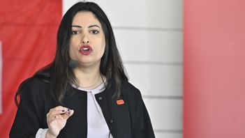 Det borde vara lätt att säga nej till antisemitism, men för Vänsterpartiet slutar det med interna bråk. Foto: Mikael Fritzon/TT