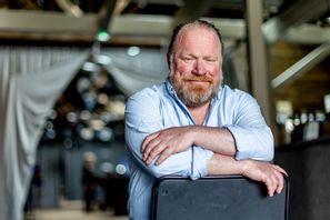 Claes Malmberg berättar i Rickard Olssons podd ”Hjälp, jag fyller 50” att hans cancer har kommit tillbaka efter cirka fyra år som cancerfri. Foto: Adam Ihse/TT
