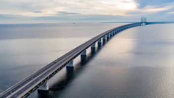 Flera medlemmar i en kriminell klan i Danmark har flyttat till Skåne sedan de utvisats från Danmark. Arkivbild av Öresundsbron. Foto: Johan Nilsson/TT.