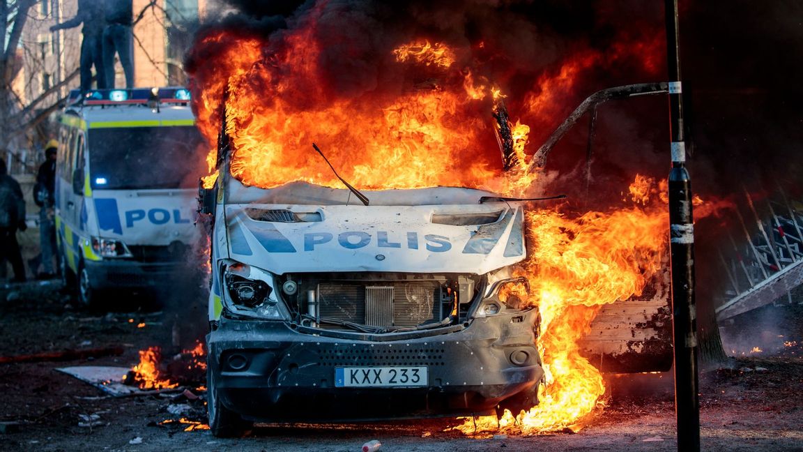 Polisen har fått in mycket tips och bild- och filmmaterial. Foto: Kicki Nilsson/TT