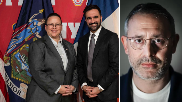 Borgmästare Zohran Mamdani med sin nyutnämnda brandchef till vänster, som av vad som säkert bara är en ren slump råkar vara lesbisk. Foto: Yuki Iwamura / AP / TT