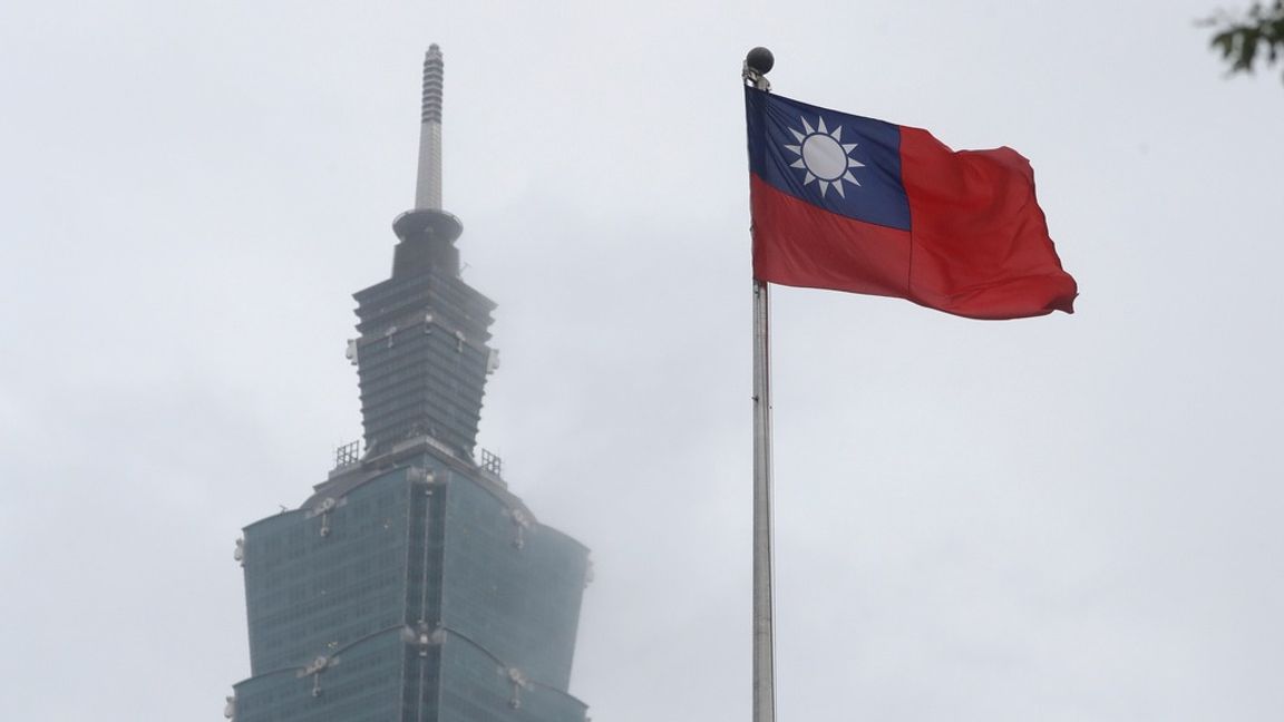 Taiwans flagga. Kina ser Taiwan som en del av sitt territorium och har uppgett att man en dag ska ta över ön. Arkivbild. Foto: Chiang Ying-Ying
