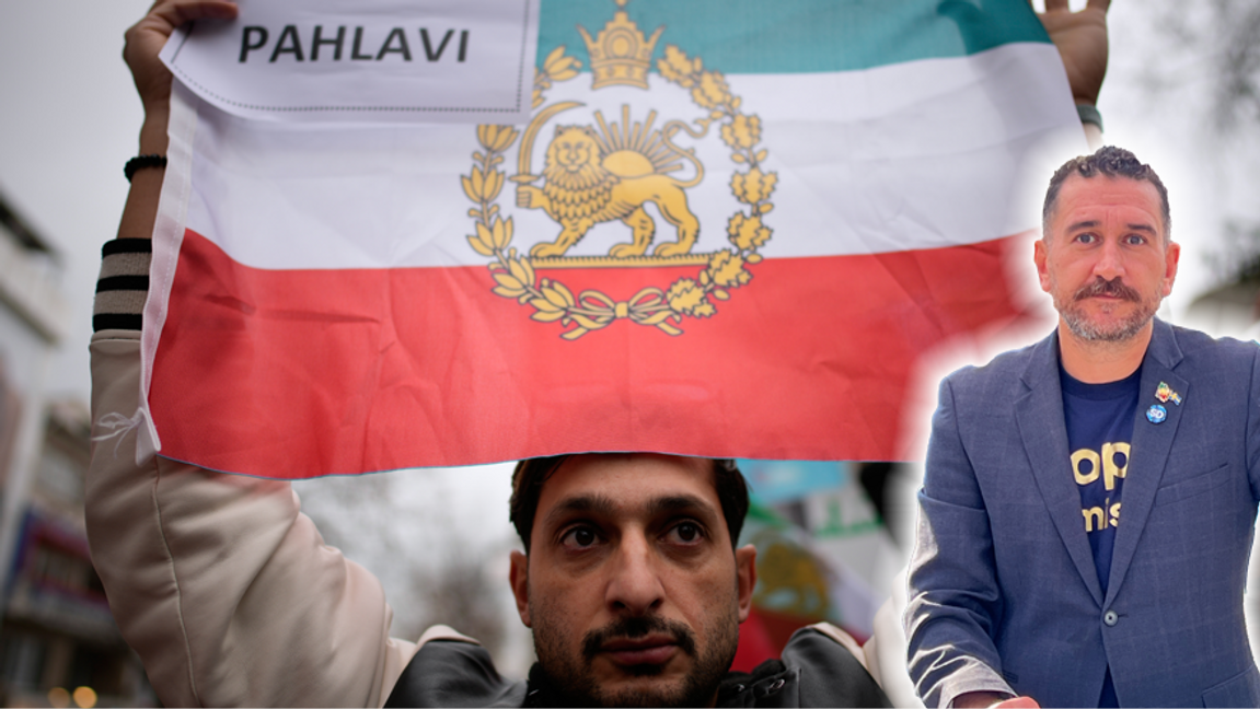 Iran kämpar och Europa tittar på. Foto: Emrah Gurel /AP/TT