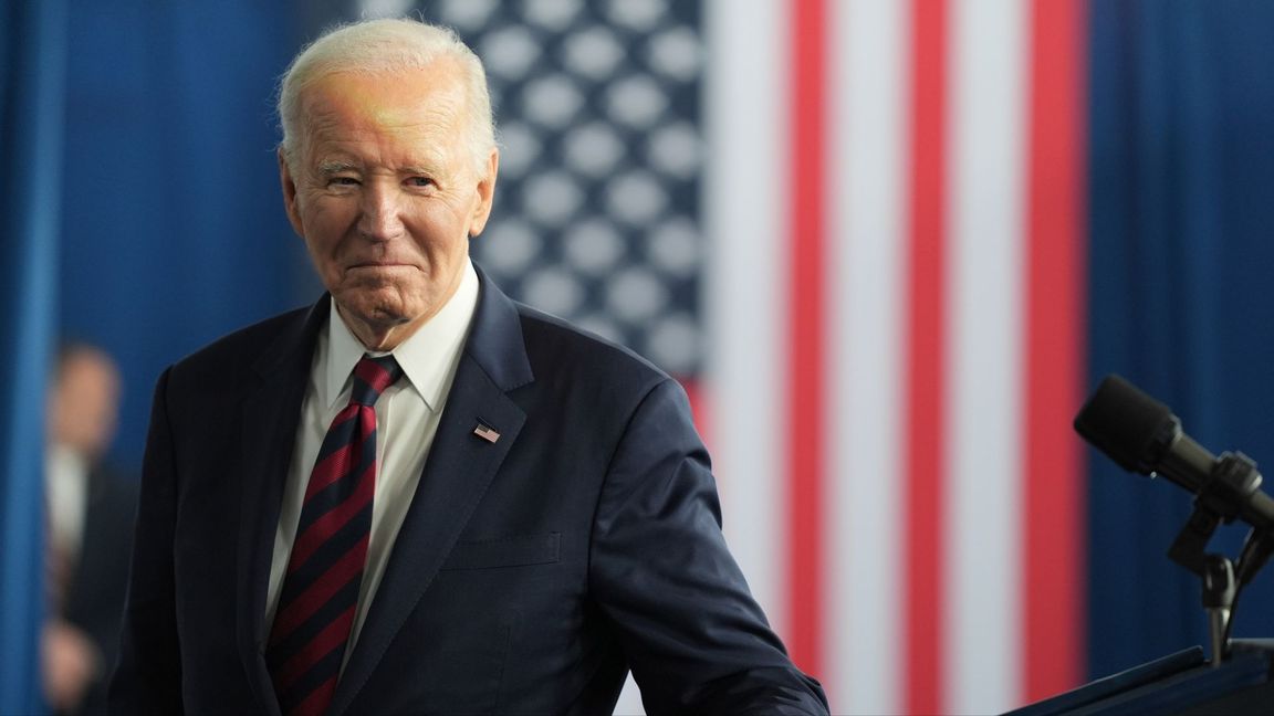 Tidigare president Joe Biden använde sina sista minuter vid makten till att utfärda kontroversiella benådningar av fem familjemedlemmar. Foto: AP