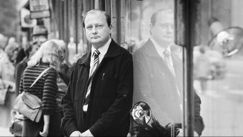 Stig Engström, även kallad Skandiamannen, fotad i Stockholm 1981. Foto: Dan Hansson/SvD/TT