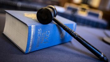 En man misstänkt för flera grova brott har överlämnats till svenska myndigheter efter att ha gripits i Dubai. Arkivbild. Foto: JOHAN NILSSON/TT