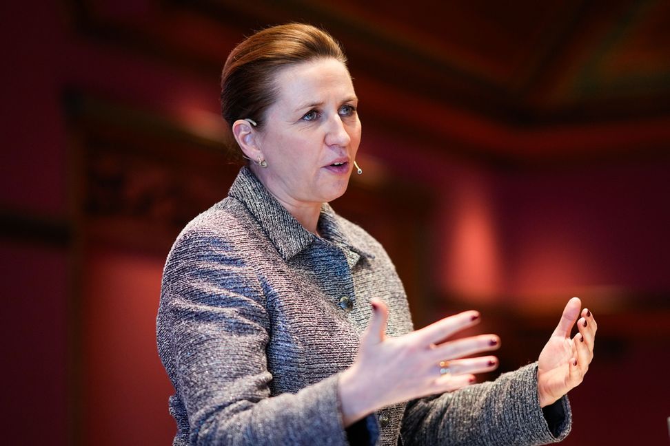 Danmarks statsminister Mette Frederiksen på den nordiska arbetarrörelsens samarbetskommitténs (Samak) årsmöte i Oslo. Foto: Cornelius Poppe/NTB/TT