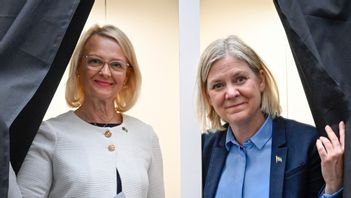 Toppkandidaten Heléne Fritzon och S-ledaren Magdalena Andersson vill se ålderskontroller på sociala medier. Foto: Fredrik Sandberg/TT.