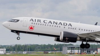Ett Air Canada-plan lyfter från Montreals flygplats. Arkivbild. Foto: GRAHAM HUGHES/AP/TT