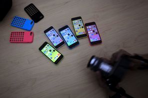 Fusion mellan amerikanska bildbyråer. Arkivbild Ng Han Guan AP/TT