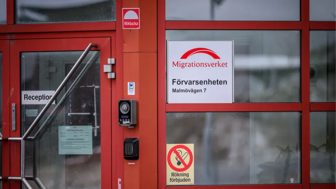 Migrationsverket kritiseras i en ny granskningsrapport från Riksrevisionen för bristande styrning av förvarsverksamheten. Även Polismyndigheten får kritik. Foto: Johan Nilsson/TT