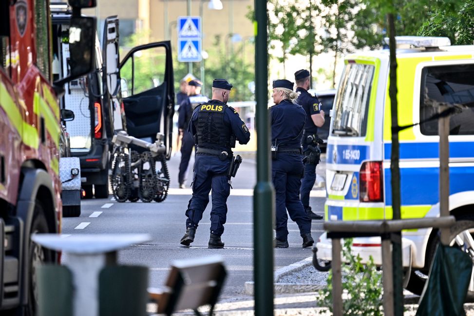 Skyddet för offentliganställda har stärkts genom en ny lag. Bakgrunden är den utsatthet som många har i sin yrkesroll. Foto: Johan Nilsson/TT