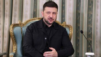 Ukrainas president Volodymyr Zelenskyj besökte sin grekiska motpart Konstantinos Tasoulas den 16 november i Aten. Yorgos Karahalis/AP/TT