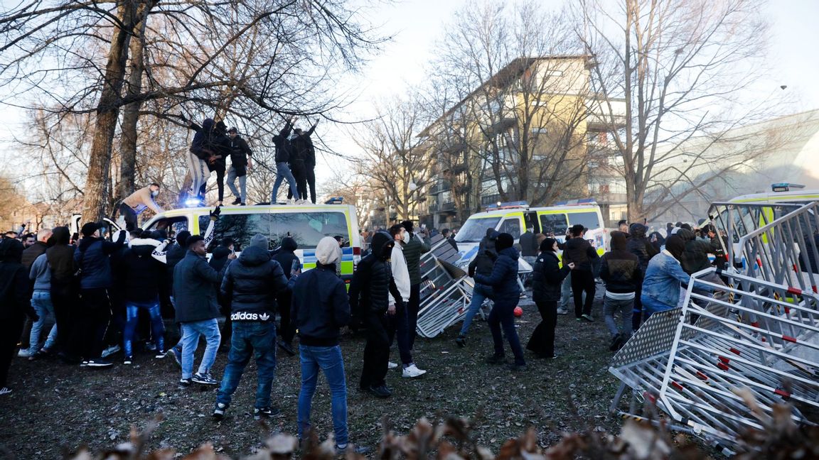 En ögonblicksbild från upploppet i Sveaparken i Örebro. Arkivbild. Foto: Kicki Nilsson/TT