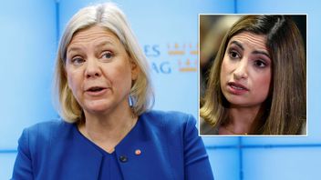 Skeptisk. Vänsterpartiets Nooshi Dadgostar, till höger, vill först ha en uppgörelse innan hon släpper fram Magdalena Andersson (S) som statsminister. Foto: Fredrik Sandberg/TT