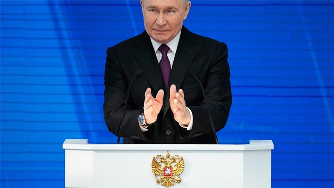 Rysslands president Vladimir Putin under sitt linjetal i Moskva. Foto: Alexander Zemlianichenko/AP/TT