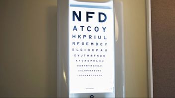 Trafikpolisen vill införa obligatoriska synkontroller för bilförare över 70 år. Foto: Fanni Olin Dahl/ TT.